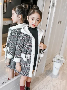 Always Stylish Plaid Hoodie Coat