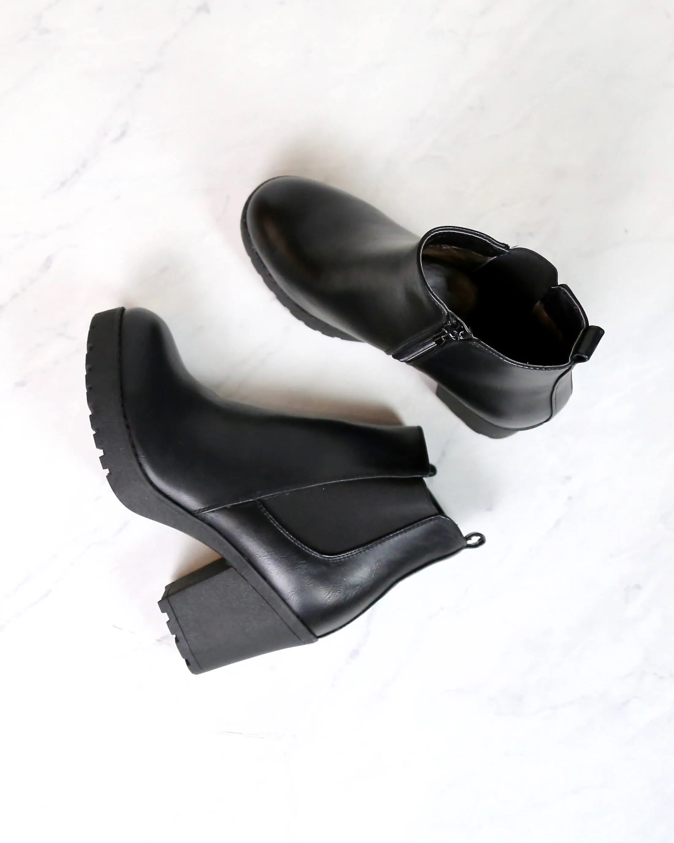 Chunky Heel Chelsea Booties with Elastic Side Panel in Black