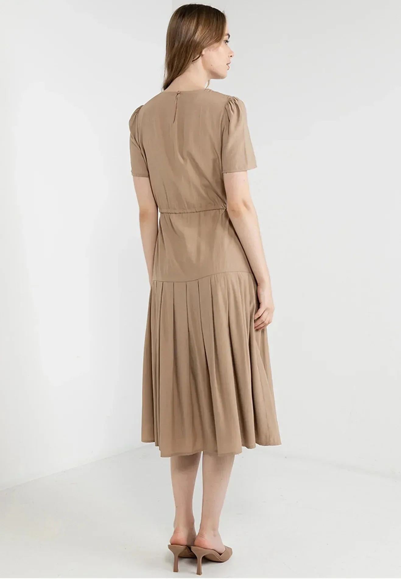 ELLE Apparel Elegance Drawstring Tiered Midi Dress