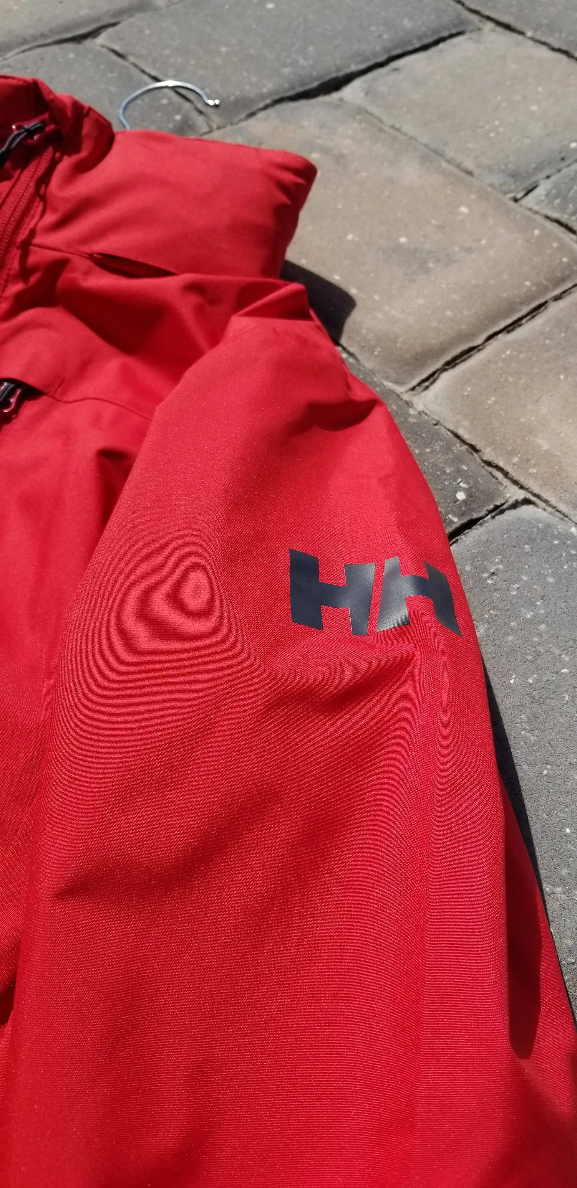 Helly Hansen Women's Crew Hooded Jacket Alert Red & Red