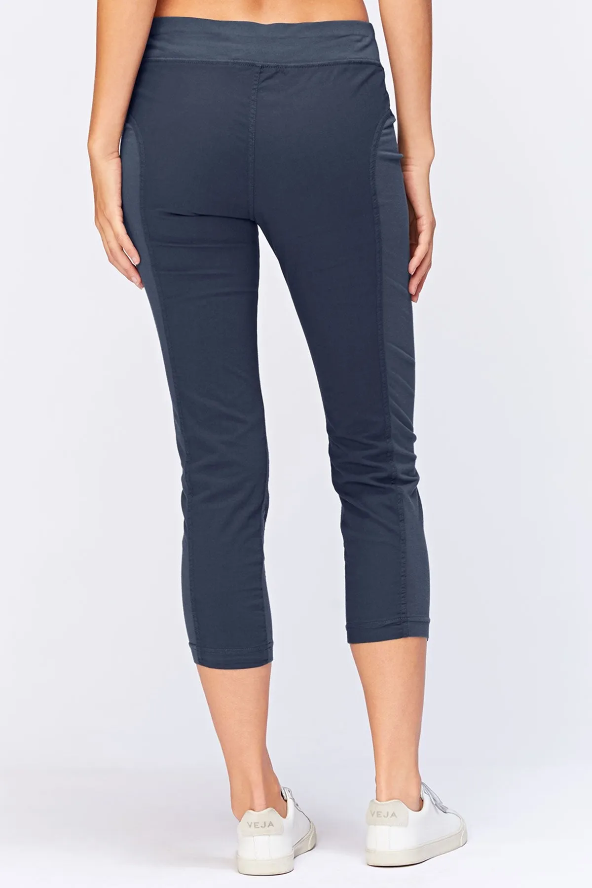 Jetter Crop Legging