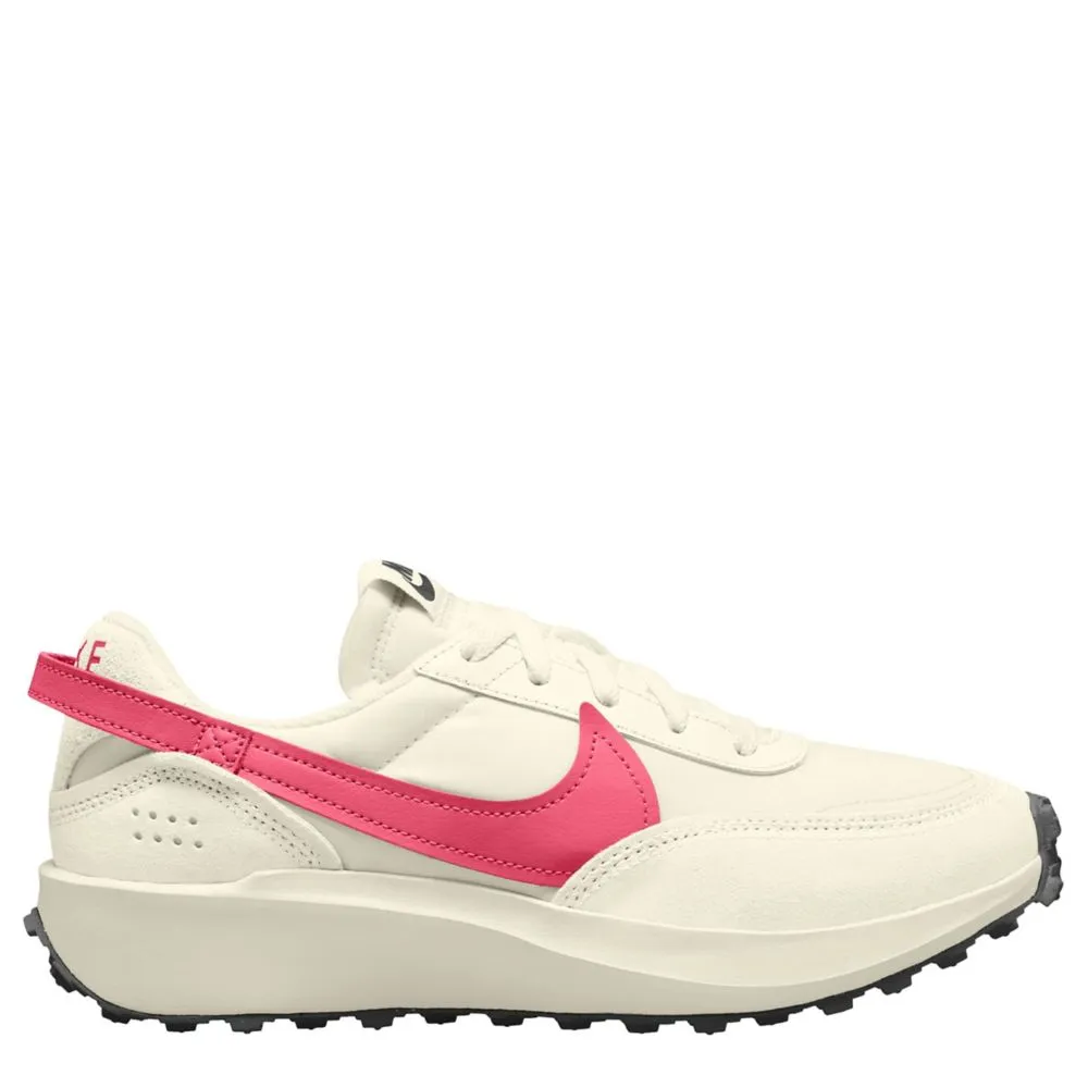 NIKE  WOMENS WAFFLE DEBUT SNEAKER